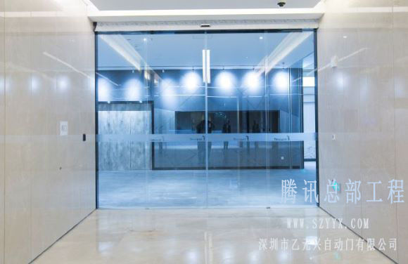 全玻璃自动暗黑爆料在线观看免费高清版